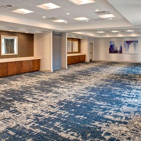 Hilton Garden Inn Kansas City/Kansas Extérieur photo