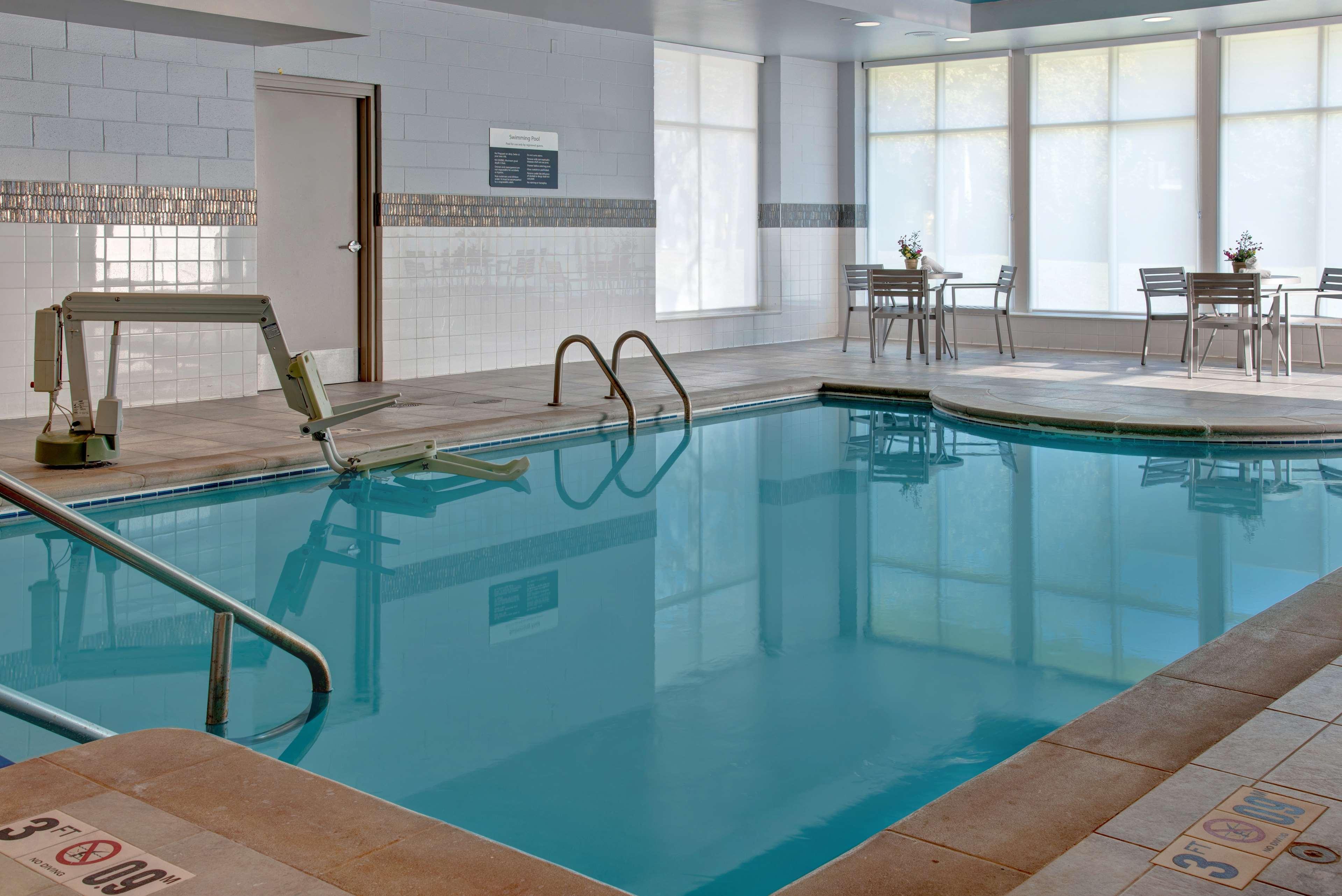Hilton Garden Inn Kansas City/Kansas Extérieur photo