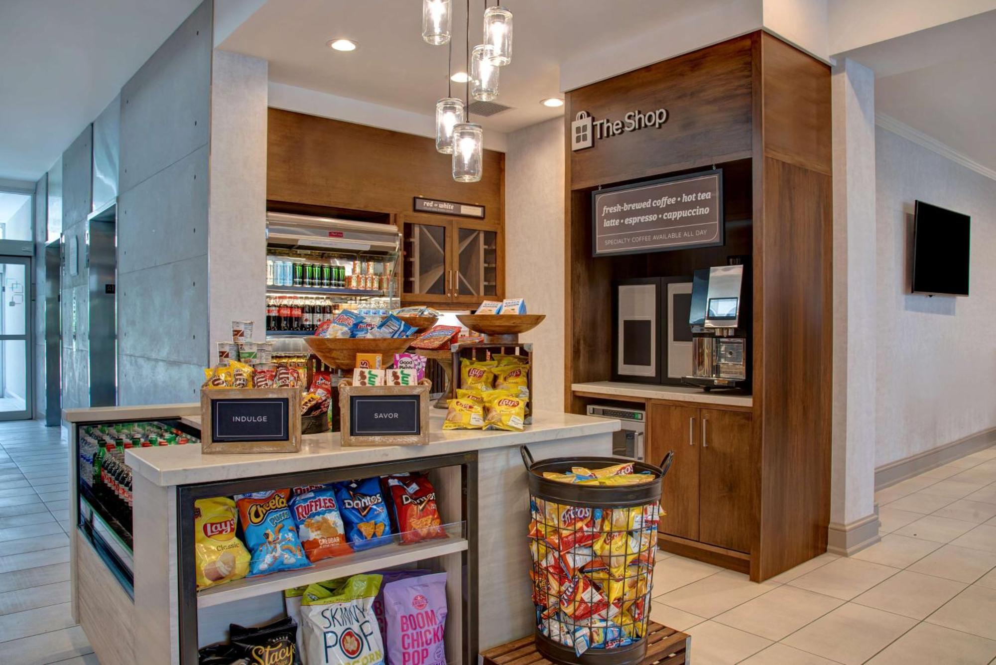 Hilton Garden Inn Kansas City/Kansas Extérieur photo