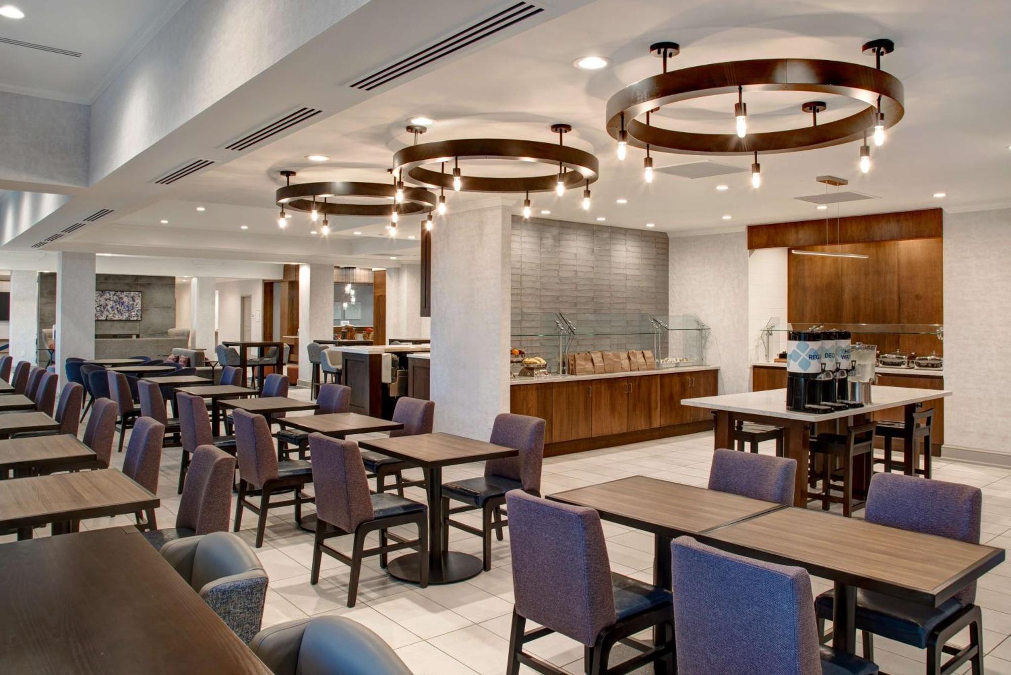 Hilton Garden Inn Kansas City/Kansas Extérieur photo